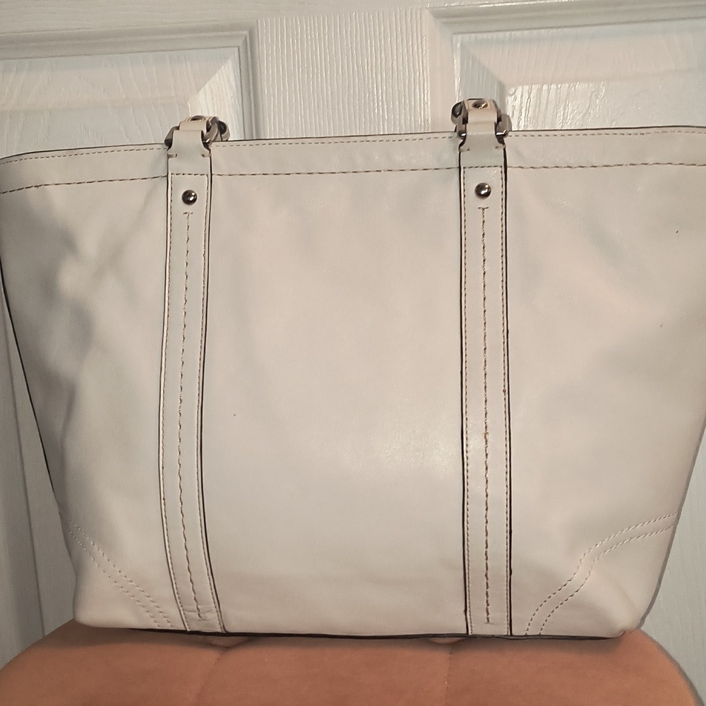 Coach Leather East West Gallery Tote F13098 - Picture 5 of 15